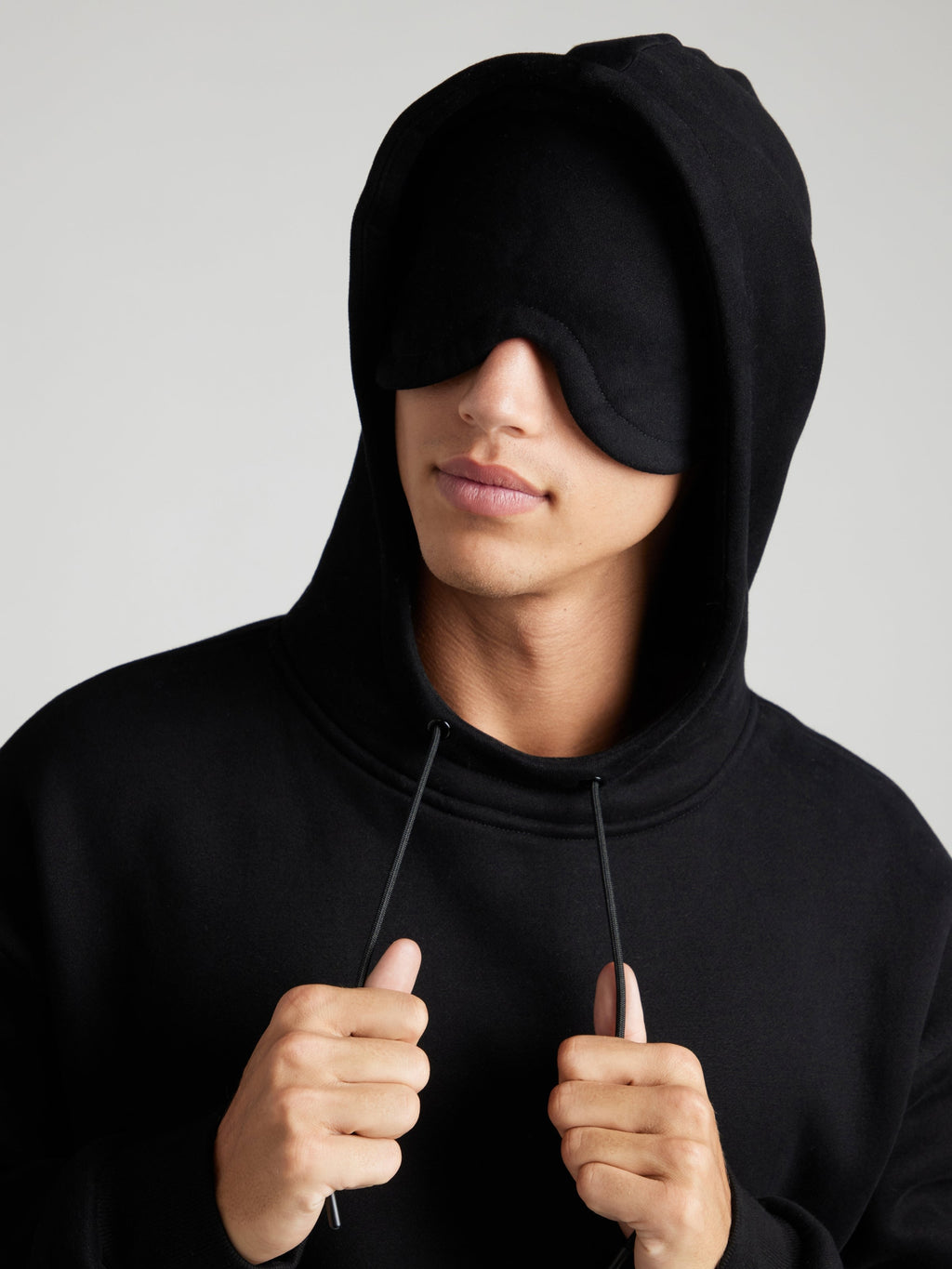 Le hoodie cocon anti-stress pour dormir partout 🤍